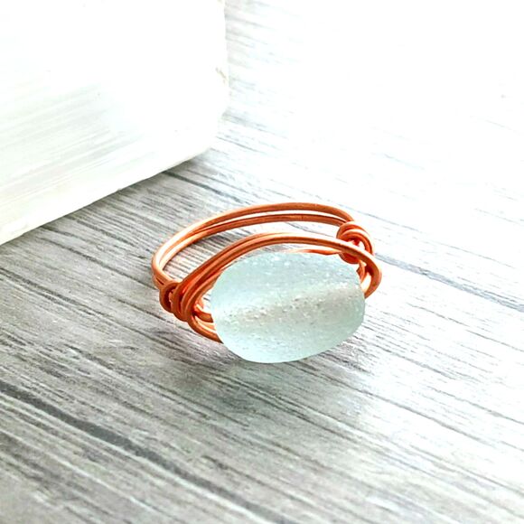 Sea Glass Beaded Ring, Stackable Copper Wire Ring, Boho Chic, Size 6 - Picture 1 of 3